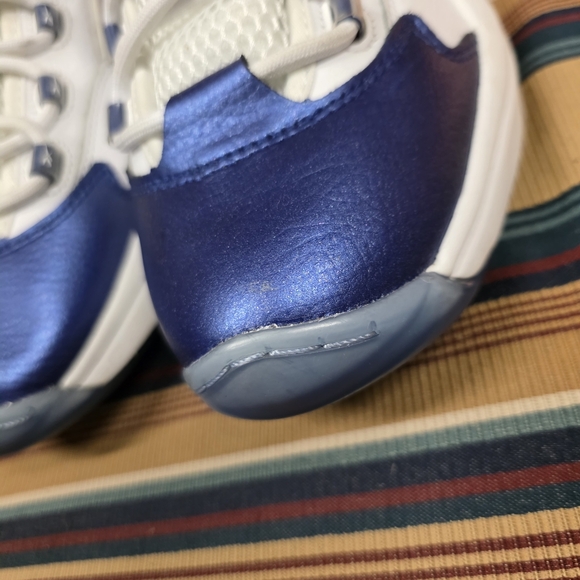Reebok Allen Iverson Question Mid Blue Toe Basketball Shoes Size 11 1/2 - Picture 2 of 16